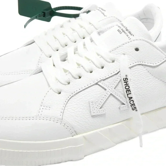 Off White - Picture 2 of 4